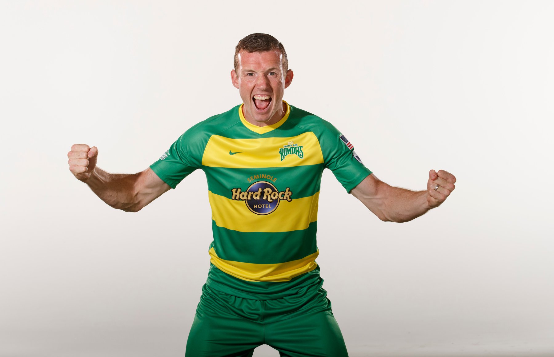 Tampa Bay Rowdies unveil new uniforms for 2018 season 