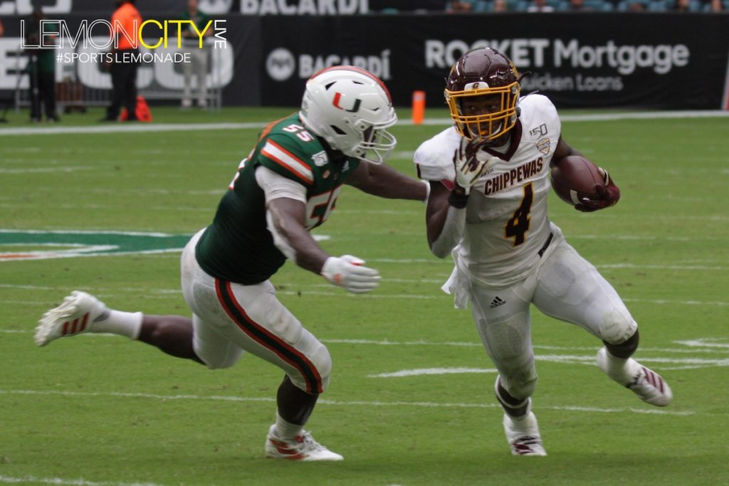 Miami Hurricanes ugly win