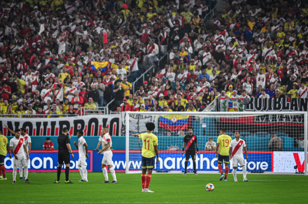 Los Cafeteros vs Blanquirroja