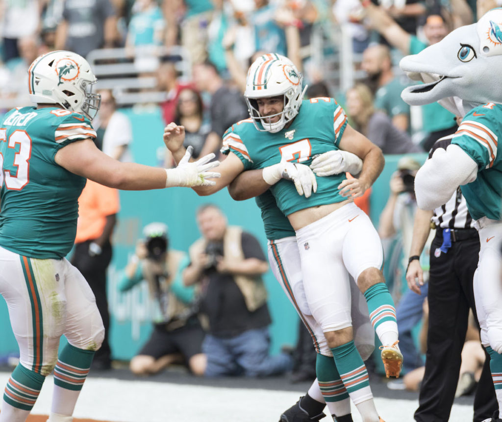 Fins beat the Eagles