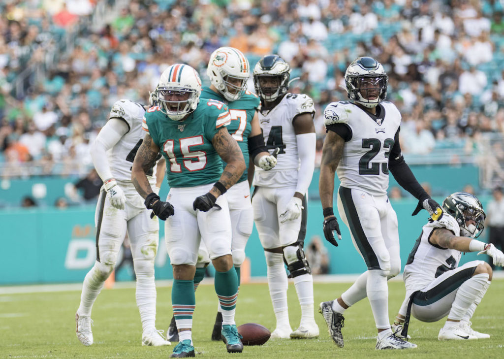 Fins beat the Eagles