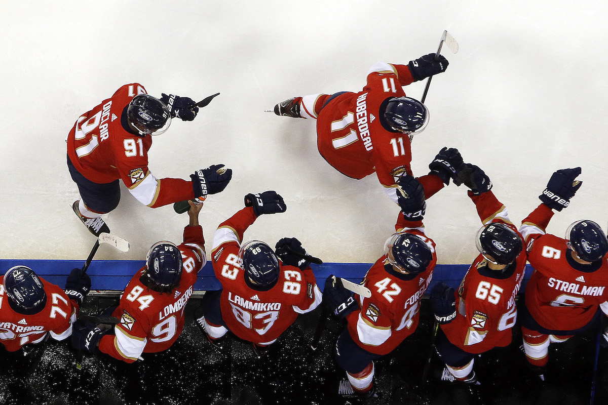 Aleksander Barkov Panthers Hurricanes