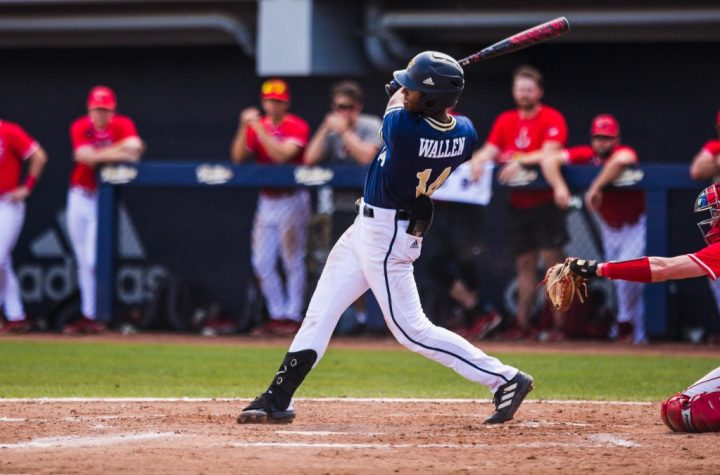 FIU streak Hurricanes