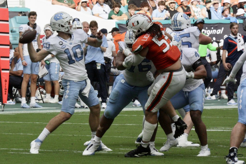 Miami Hurricanes Tar Heels