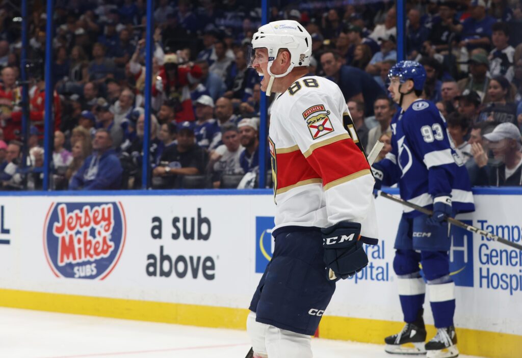 Nate Schmidt Panthers