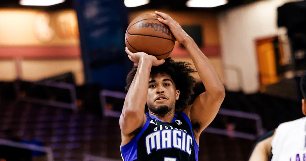 Heat Sign Ethan Thompson