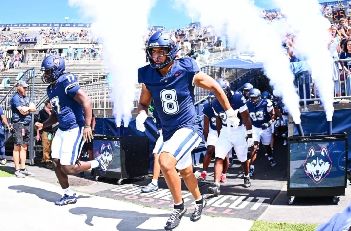 Preview FIU Football UConn