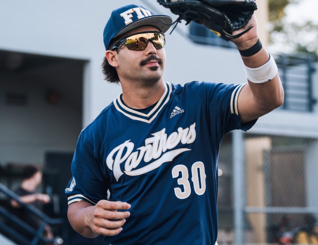 FIU Baseball Tops Panthers