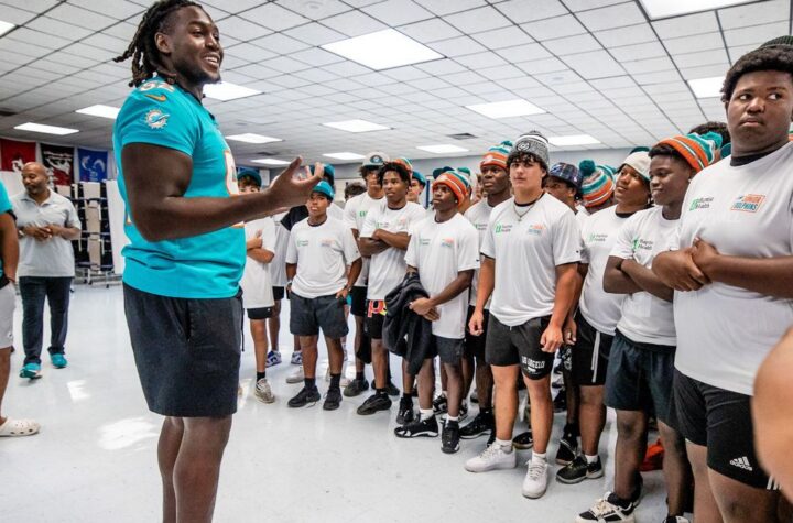 Dolphins Baptist Health 800