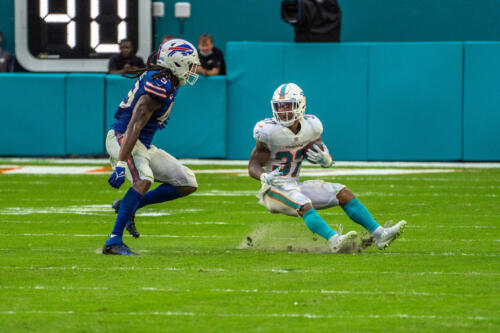 Miami Dlphins vs Buffalo Bills 9:19:21_13